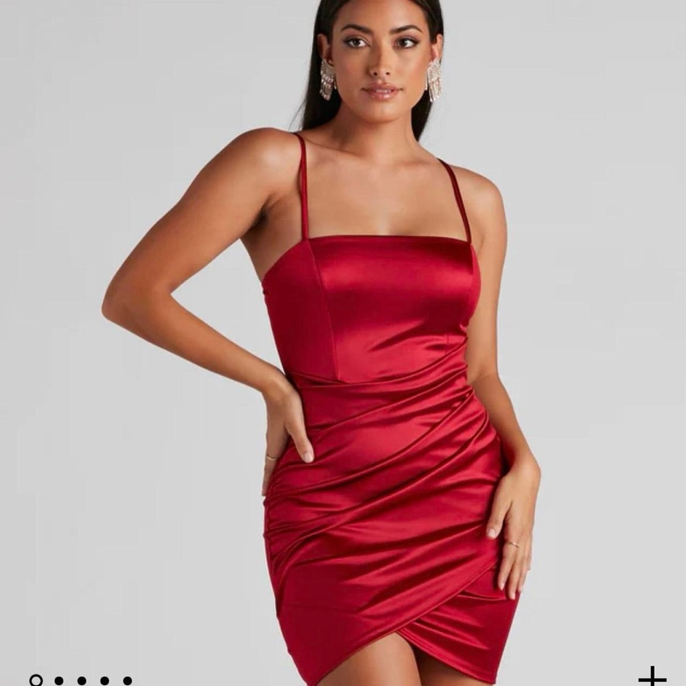 Windsor silky red mini dress